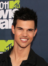 Taylor Lautner Gay Nude taylor lautner mtv movie awards threads could fuck any young male celebs ages who would page