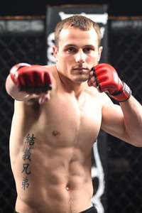 Chandler Massey Gay Nude dakotacochrane former gay porn star dakota cochrane now attempting break reality show ultimate fighter