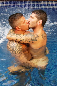 gay man have sex Pics johnny hazzard goran pool